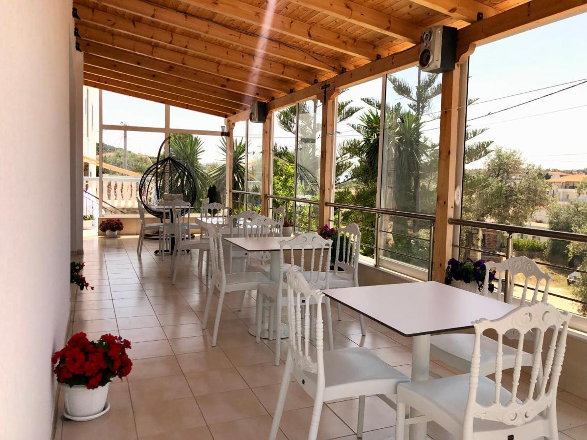 Joni Apartments كساميل المظهر الخارجي الصورة