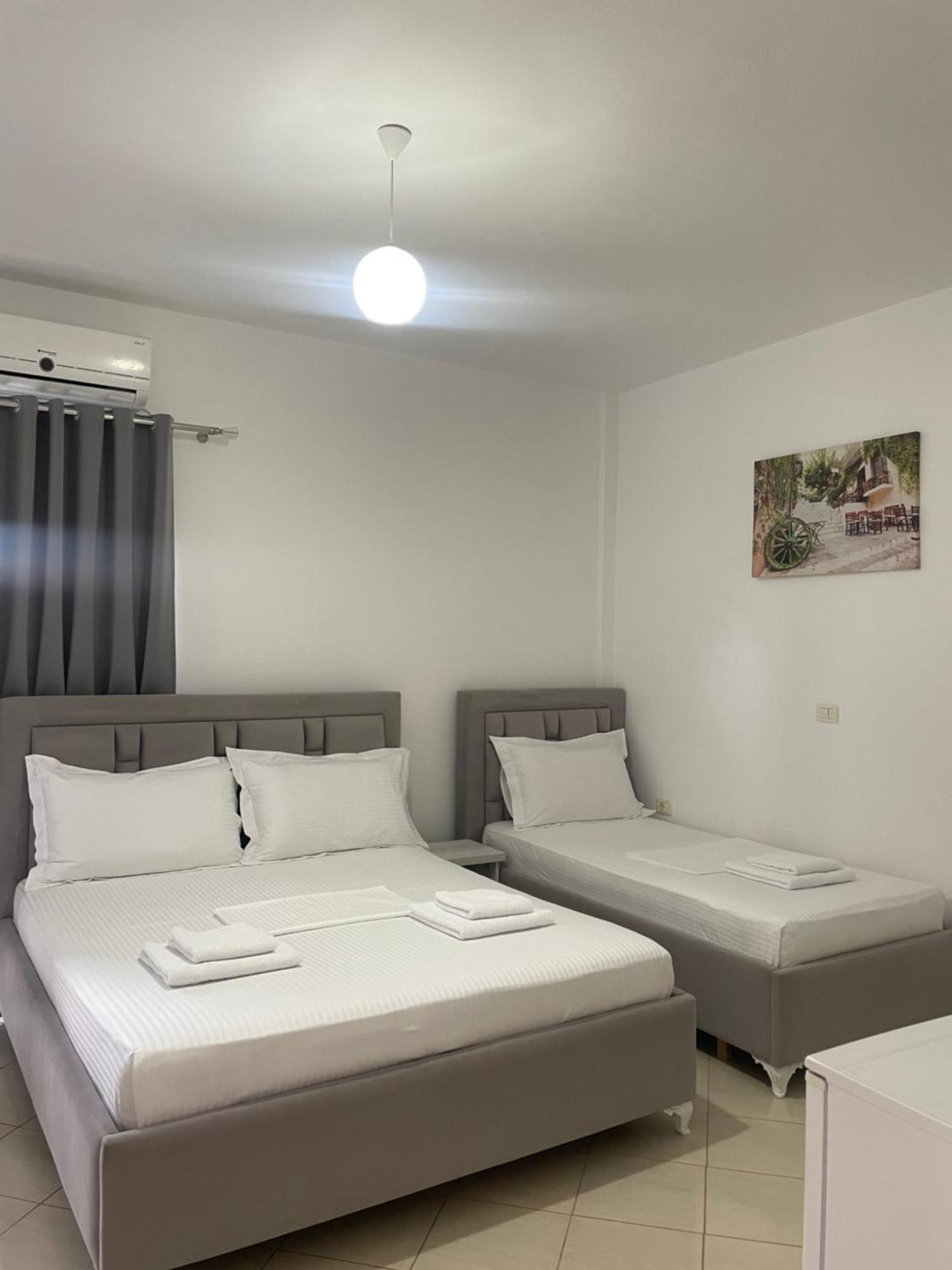 Joni Apartments كساميل المظهر الخارجي الصورة