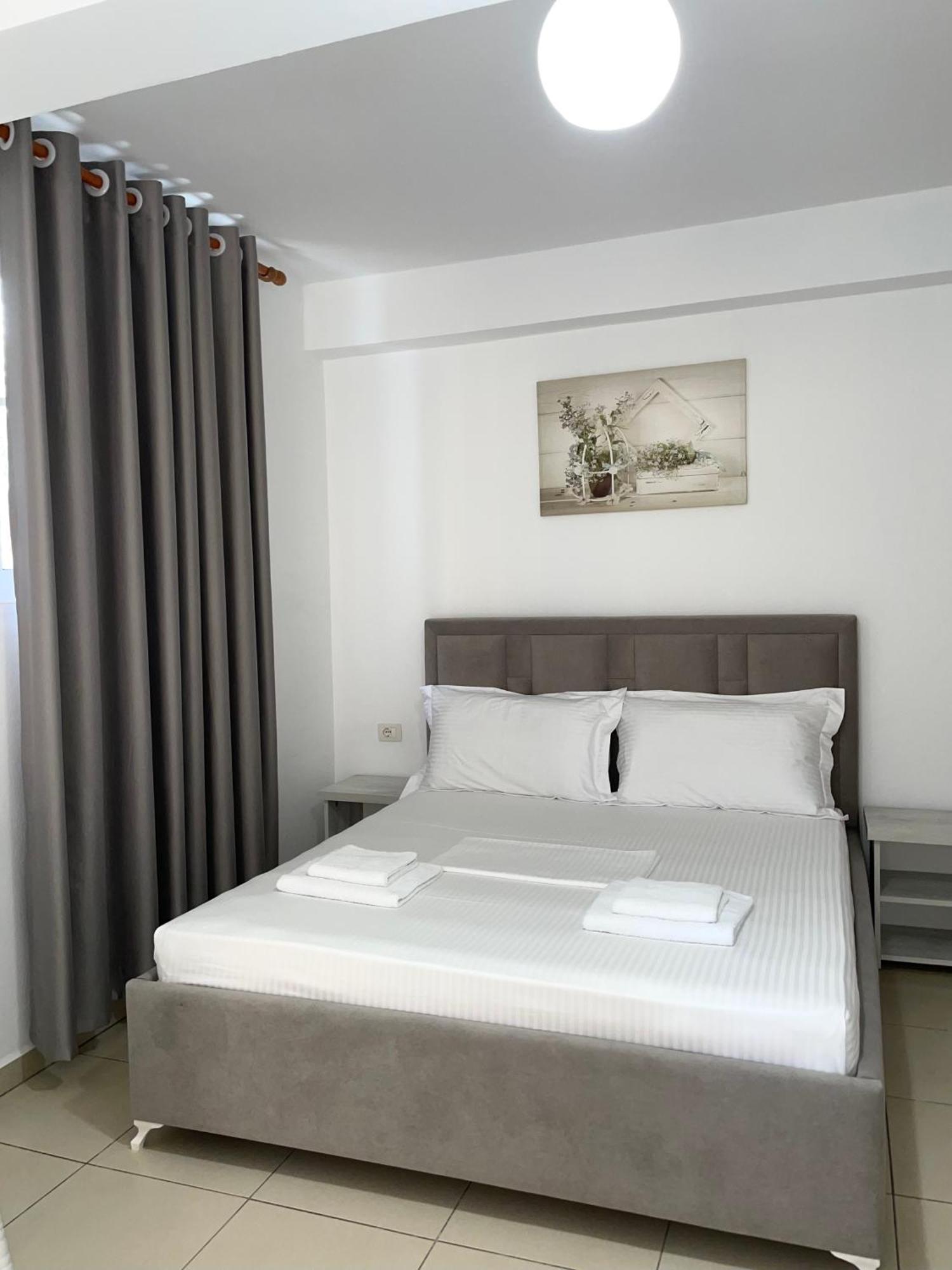 Joni Apartments كساميل المظهر الخارجي الصورة