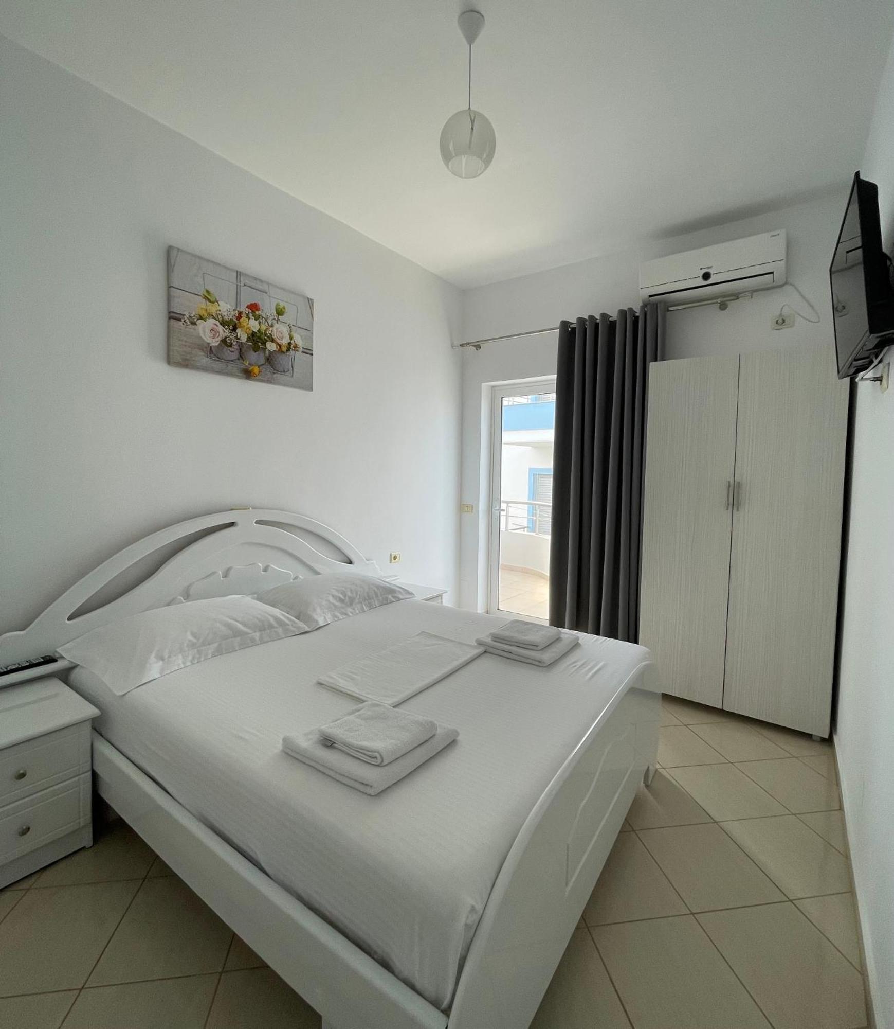 Joni Apartments كساميل المظهر الخارجي الصورة
